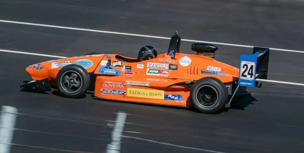 El sueño de la piba: Lucía González correrá con un Ford 5 Gonzalez 3
