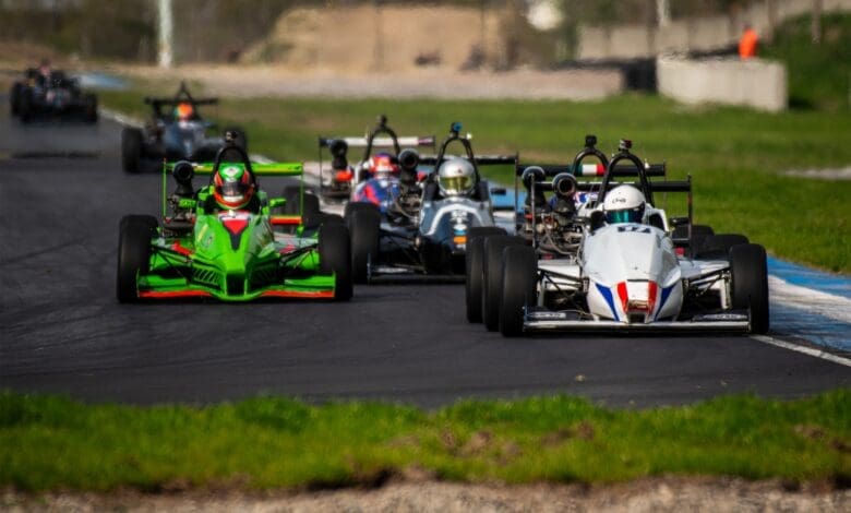 Se pone en marcha: arranca la temporada en La Plata 1 F4 NG 3