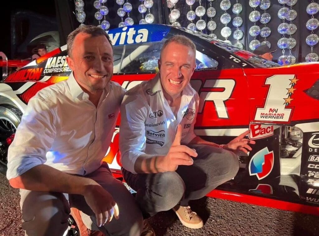 Mostró el campeón: Mariano Werner presentó el Mustang 5 Pres Werner 2