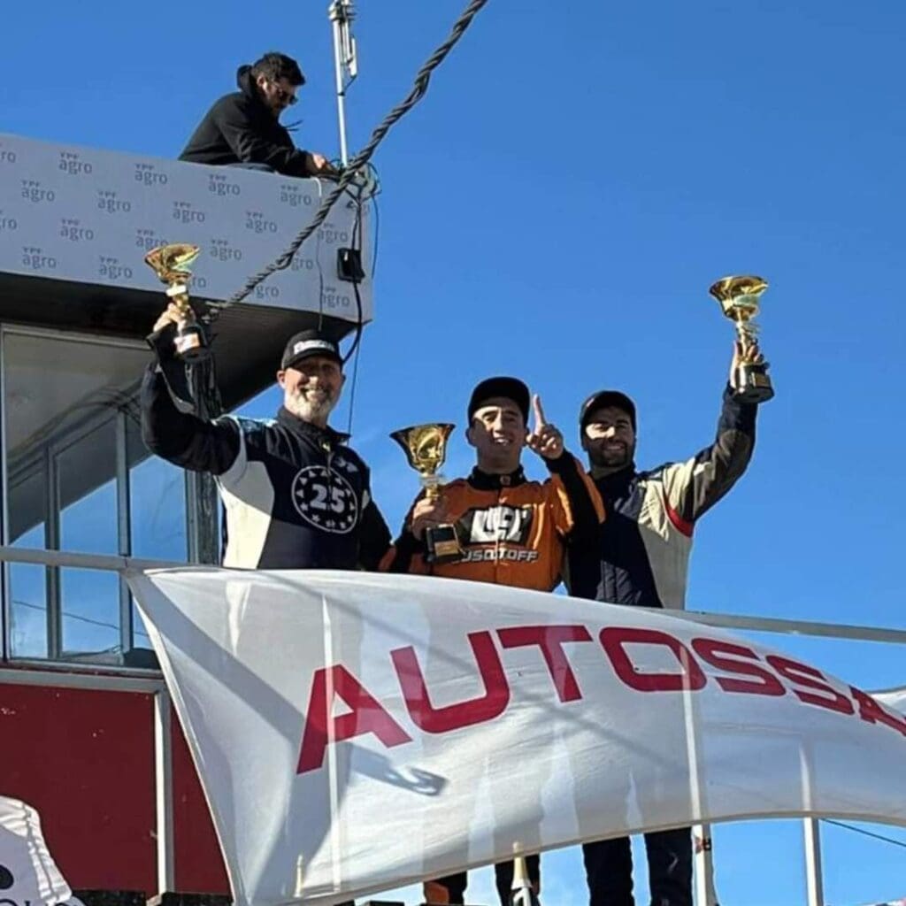 Podio en Pigüé: Diego González fue 3° en el Mar y Sierras A 4 Gonzalez podio 2