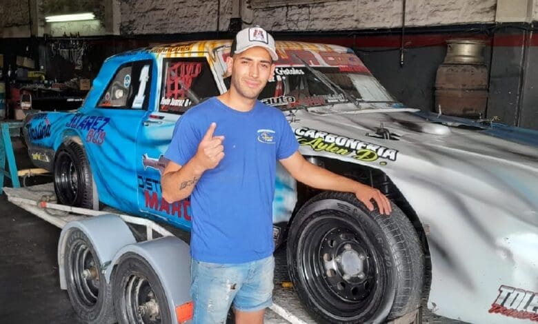 Visita al bicampeón: Fede Juárez, ícono del automovilismo artesanal 1 Juarez taller 1