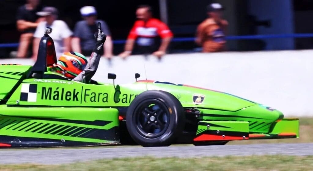 Malek Fara: “Vamos a salir a ganar las dos finales restantes” 3 Malek Fara entrevista 2