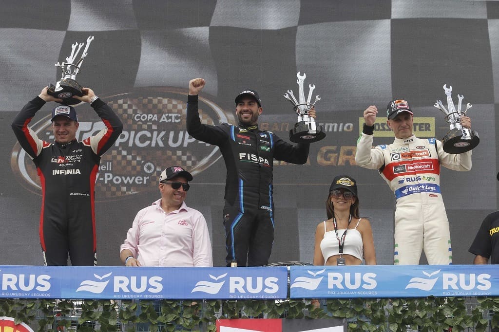 Carrerón en Córdoba: Santero dominó todo en Alta Gracia 3 TCPK Santero final F10 2