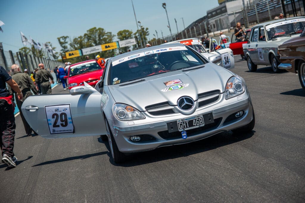 100 vueltas en el “Gálvez”: se cerró el Campeonato Endurance con éxito 4 100v 4