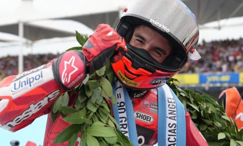 Gran hermano: Marc conquistó el duelo de Márquez en Termas 1 Márquez celebra un nuevo triunfo en Argentina