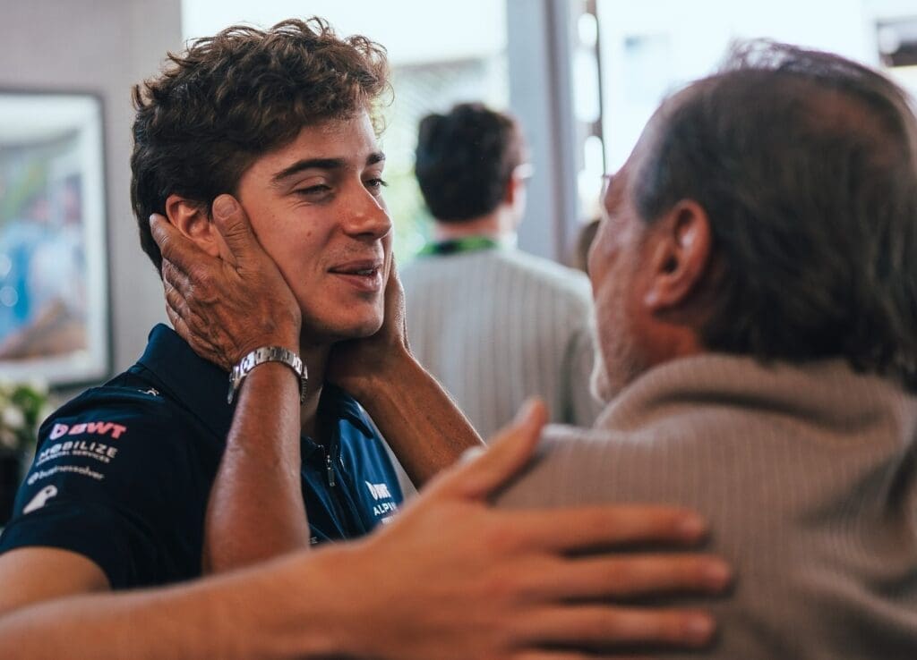 Exclusivo T2: Francella nos contó su encuentro con Colapinto 3 Francella 2