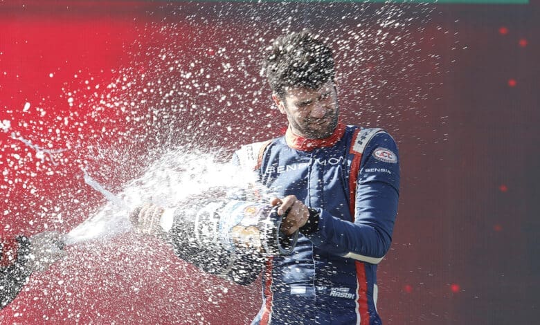 José Rasuk: “Fue un excelente fin de semana, de menos a más” 1 Rasuk celebró por segunda vez en un podio de TC Pista