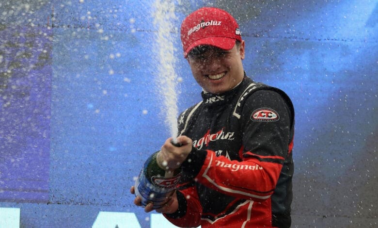 Santino Ortiz: “Estoy súper contento con este podio” 1 Ortiz celebra en su segundo podio en la categoría