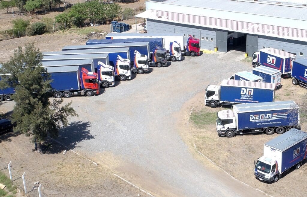Venciendo distancias: Expreso Diemar, una empresa con ruta 4 Diemar 5