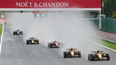 En Spa hizo agua: llueve sobre mojado en la F1 7 El agua demoró la puesta en marcha del GP belga