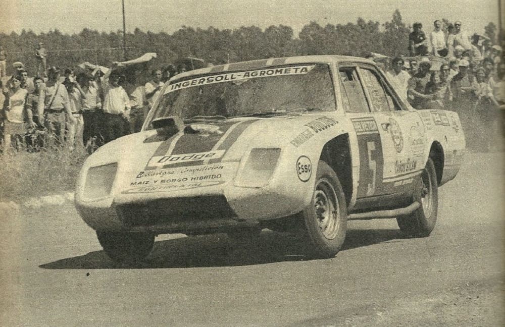 Historia de TC: asoma el Submarino Amarillo argento 5 TC Bordeu Dodge 7