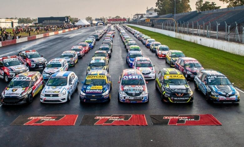 Se palpita: la 3ª edición de la “Carrera de los 300 pilotos” 1 Habrá más de 150 autos en pista