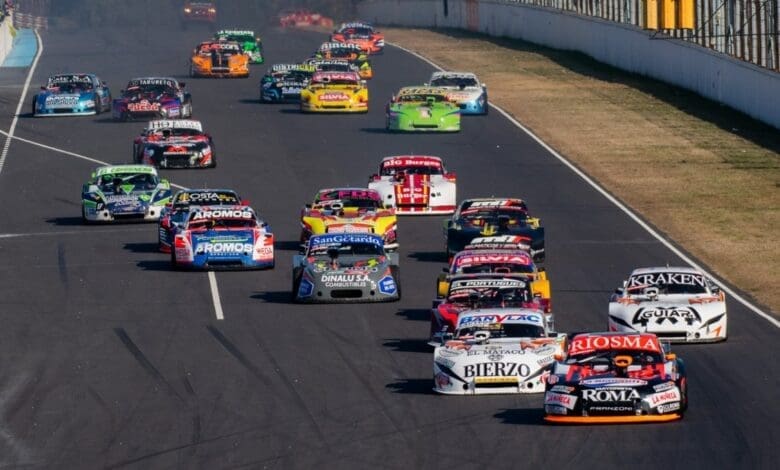Al rojo vivo: campeonato ajustado y una final imperdible 1 El campeonato del Turismo 4000 Argentino está al rojo vivo