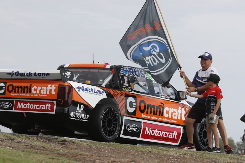 Gianini: “Vamos a hacer esta carrera y después veremos” 3 TCPK Gianini entre