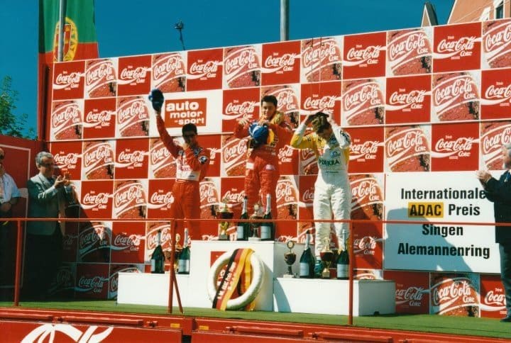 Ayer nomás: Fontana, un Gigante de Arrecifes en Europa 5 Fontana 5