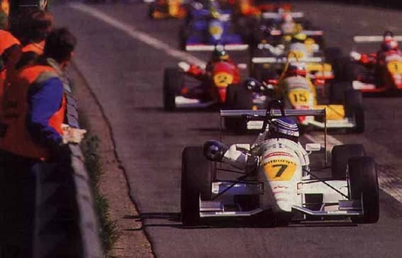 Ayer nomás: Fontana, un Gigante de Arrecifes en Europa 3 Fontana 7