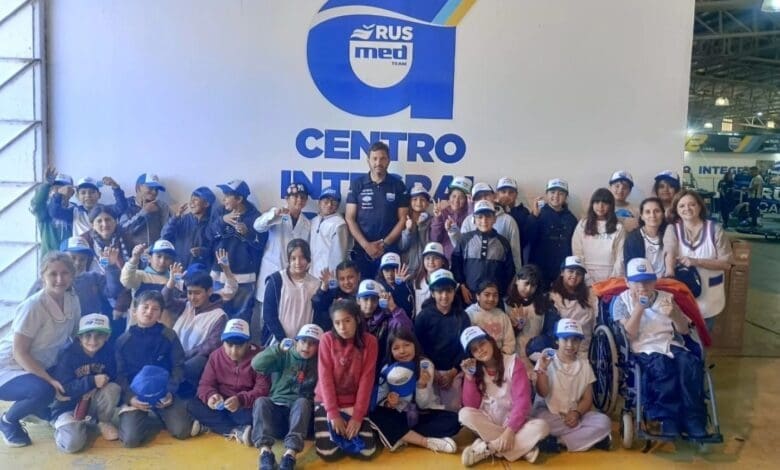 Una mañana distinta: visita al taller del RUS MED Team 1 RUS MED escuela 1